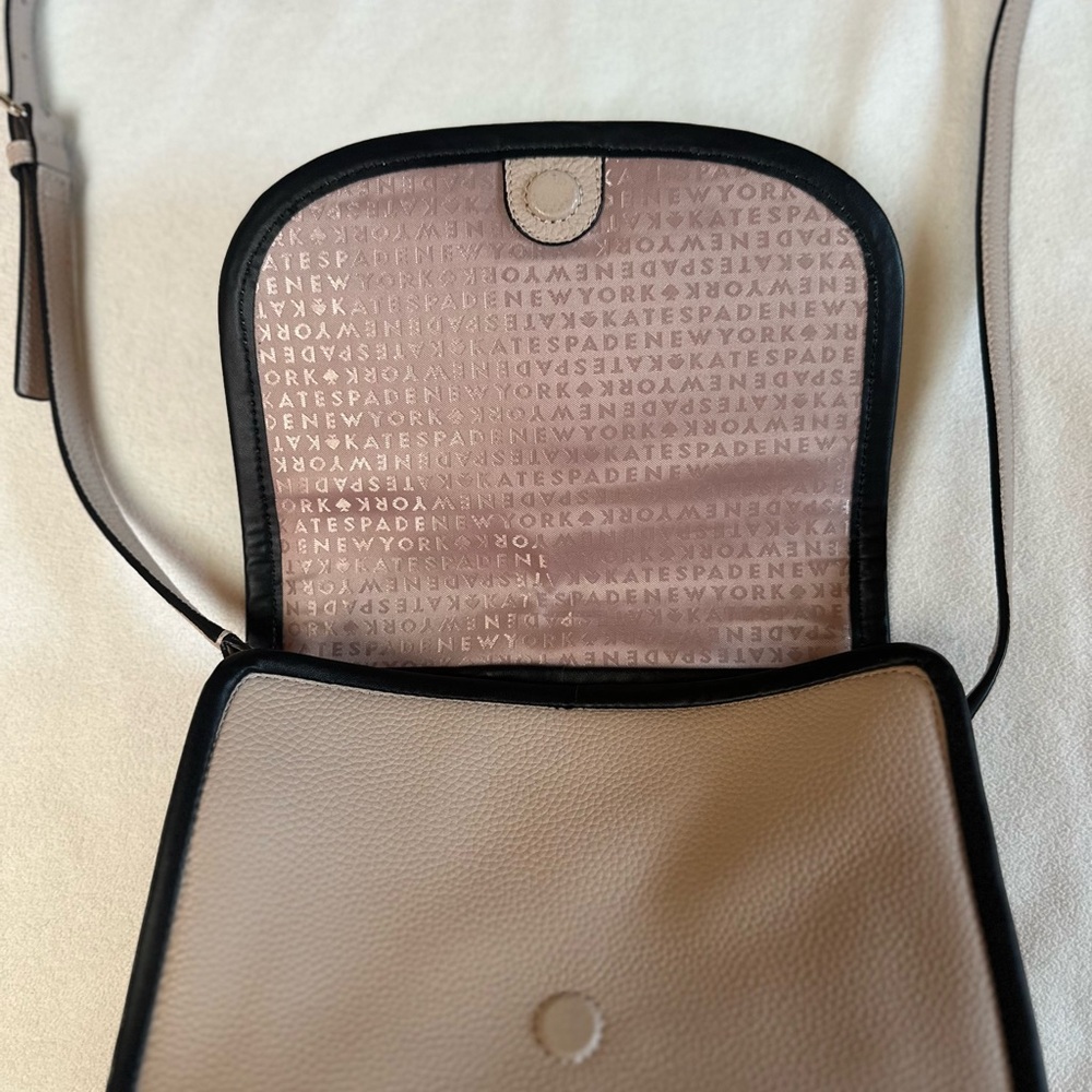 Kate Spade Ivy Crossbody Bag in Rose Cloud - Picture 6 of 9